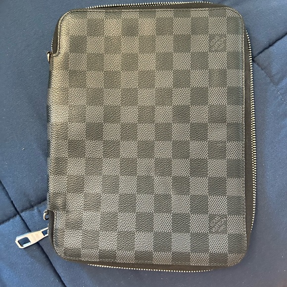 Medium sized Black checkered Louis Vuitton business file folder - Picture 2 of 3